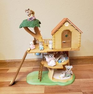 Calico Critters Treehouse set with Koala family